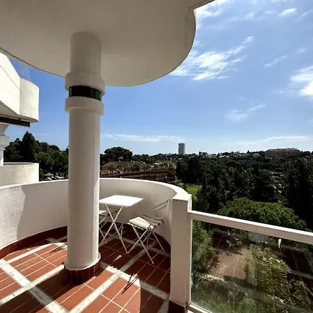 Apartment A Golfer's Dream Marbella